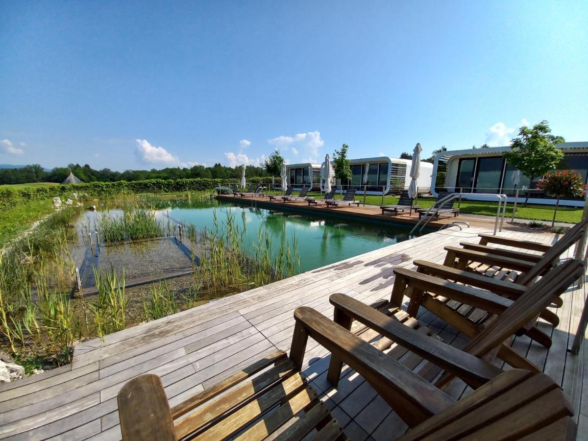 Dragatuš Glamping Maleric With Natural Pool מראה חיצוני תמונה