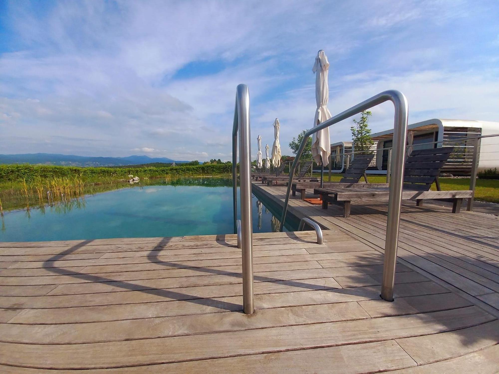 Dragatuš Glamping Maleric With Natural Pool מראה חיצוני תמונה
