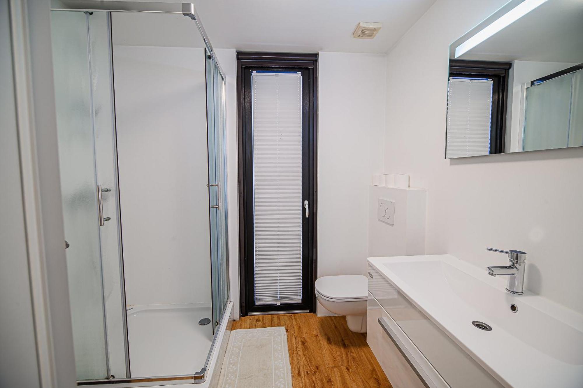 Dragatuš Glamping Maleric With Natural Pool מראה חיצוני תמונה